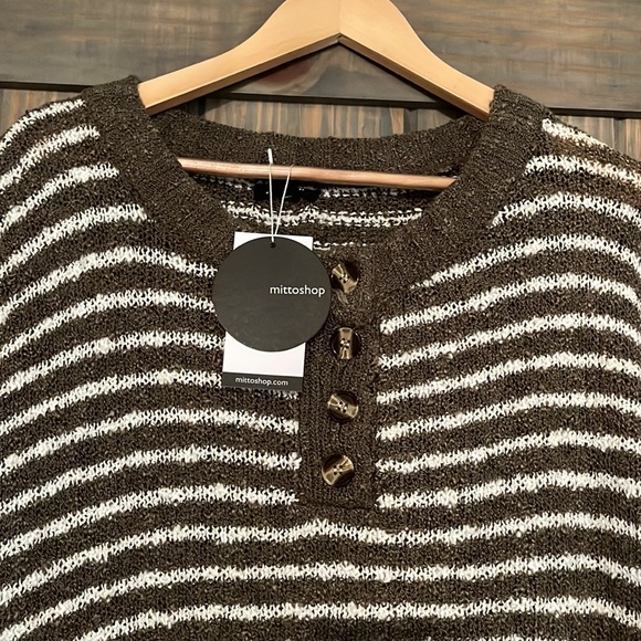 Women’s Sweater Perfect For Fall Size L NWT - Picture 4 of 8